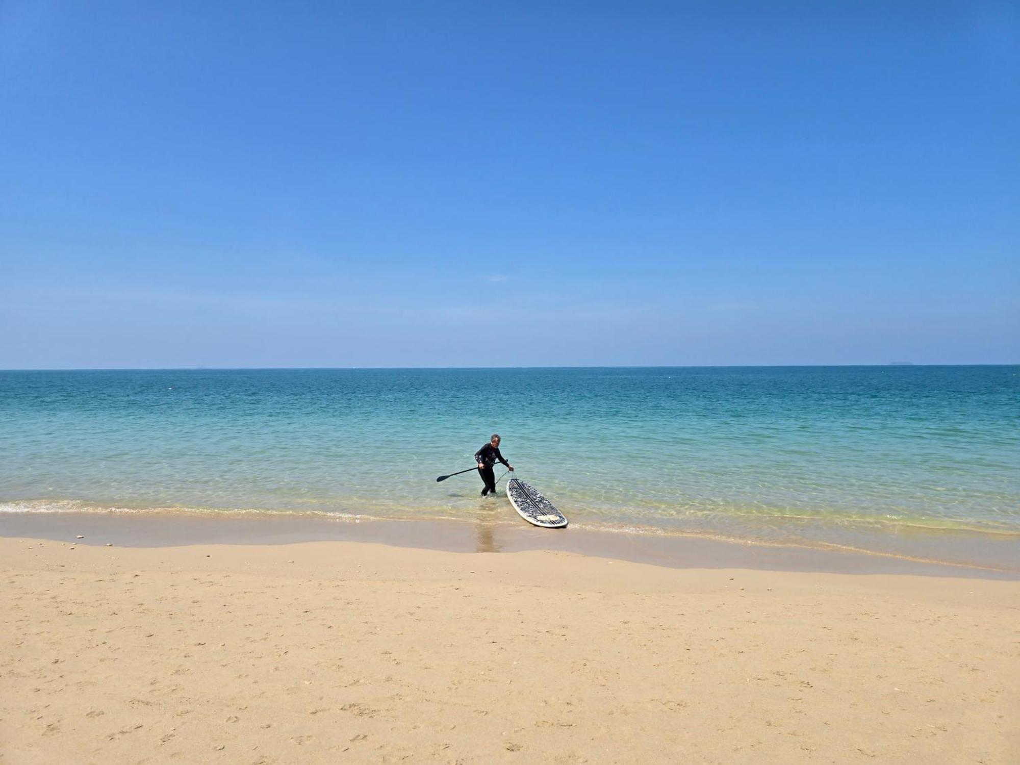 The Blue Gecko Hotel Koh Lanta Exterior photo