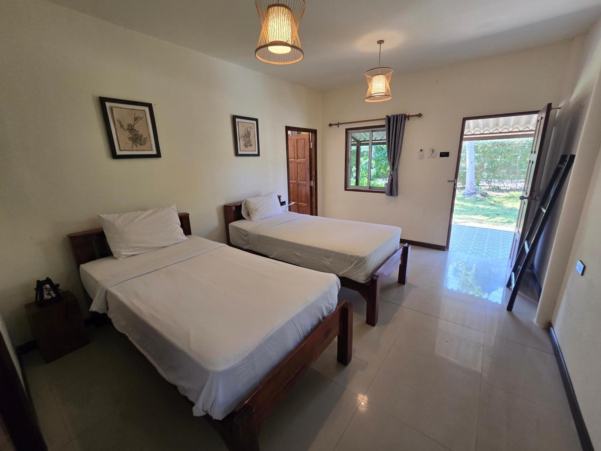 The Blue Gecko Hotel Koh Lanta Exterior photo