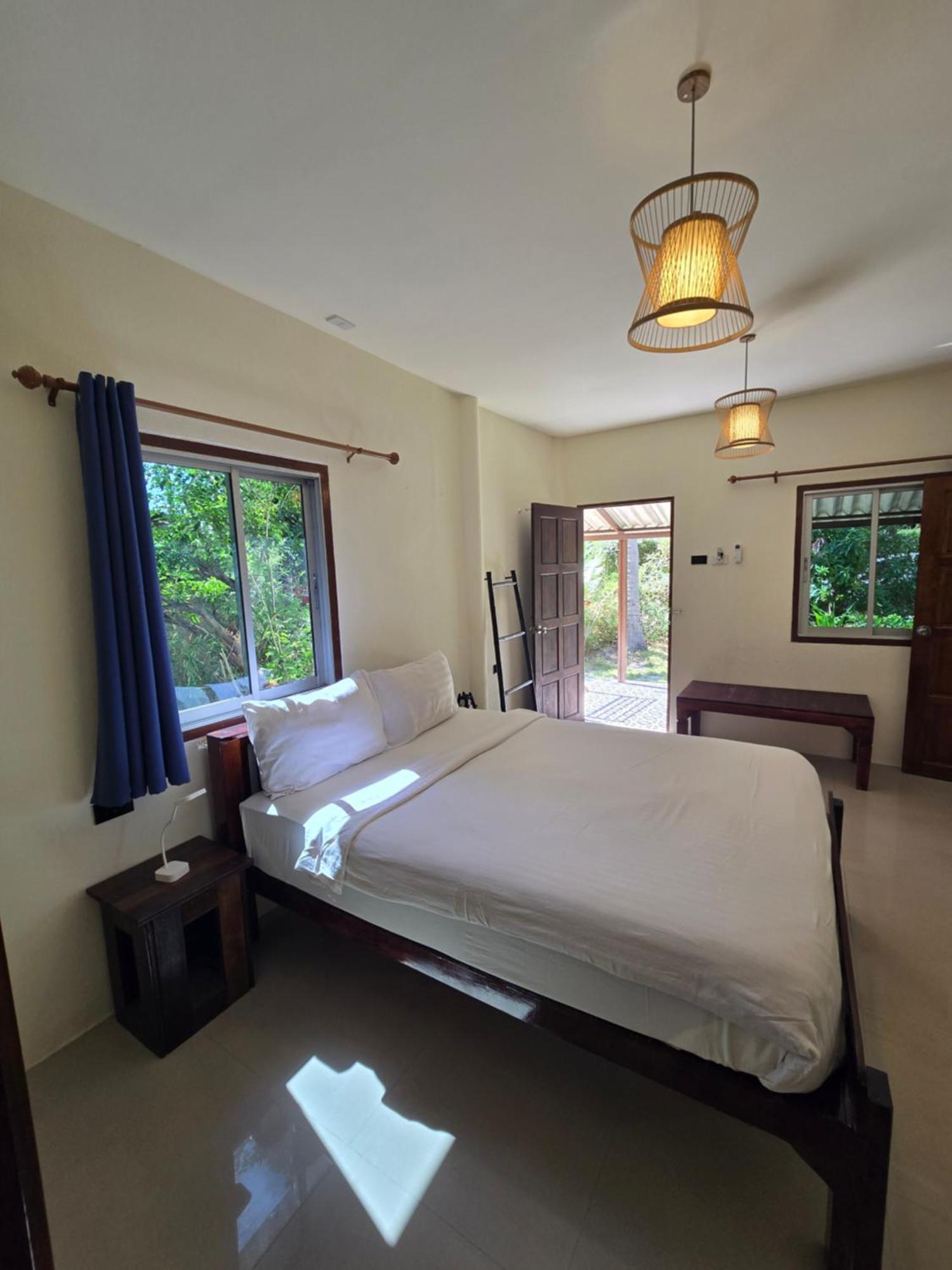 The Blue Gecko Hotel Koh Lanta Exterior photo